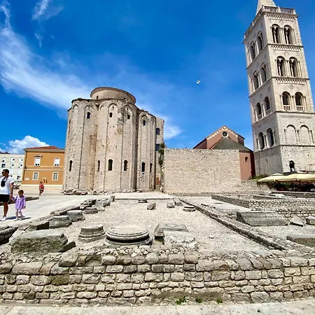 Poluotok 1