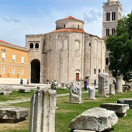 Poluotok 1 아파트 *