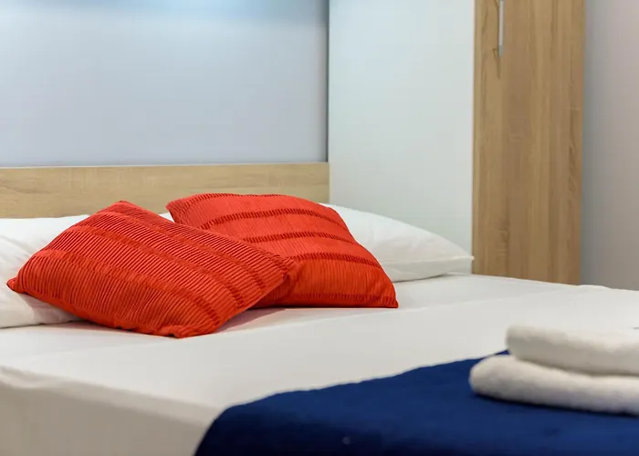 公寓 Poluotok 1 扎达尔